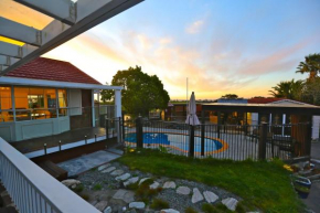 Holiday house in totara park